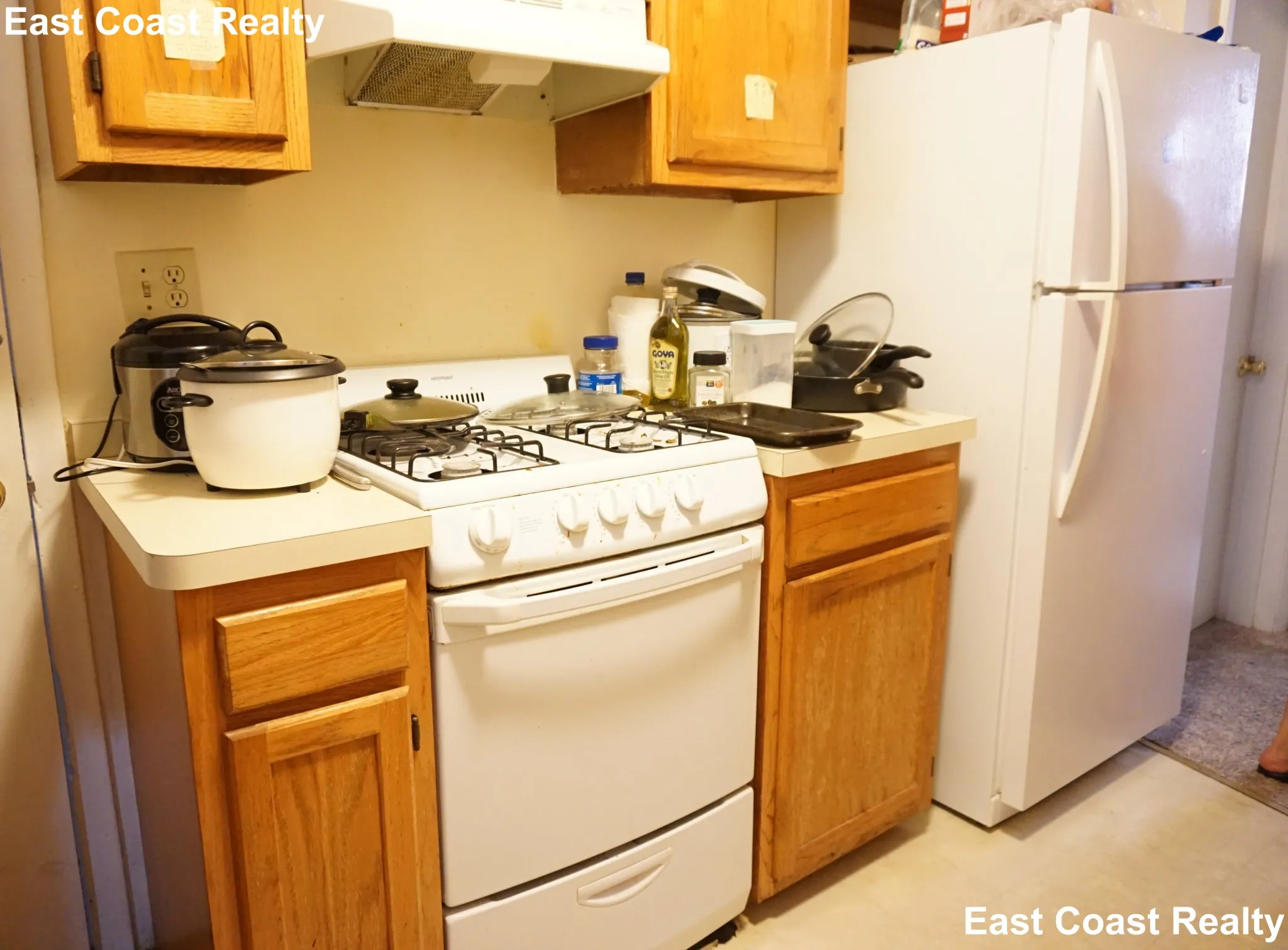 3 bed, 1 bath apartment for rent at 7 Lorraine Ter Unit 1, Brighton — photo 7 of 19
