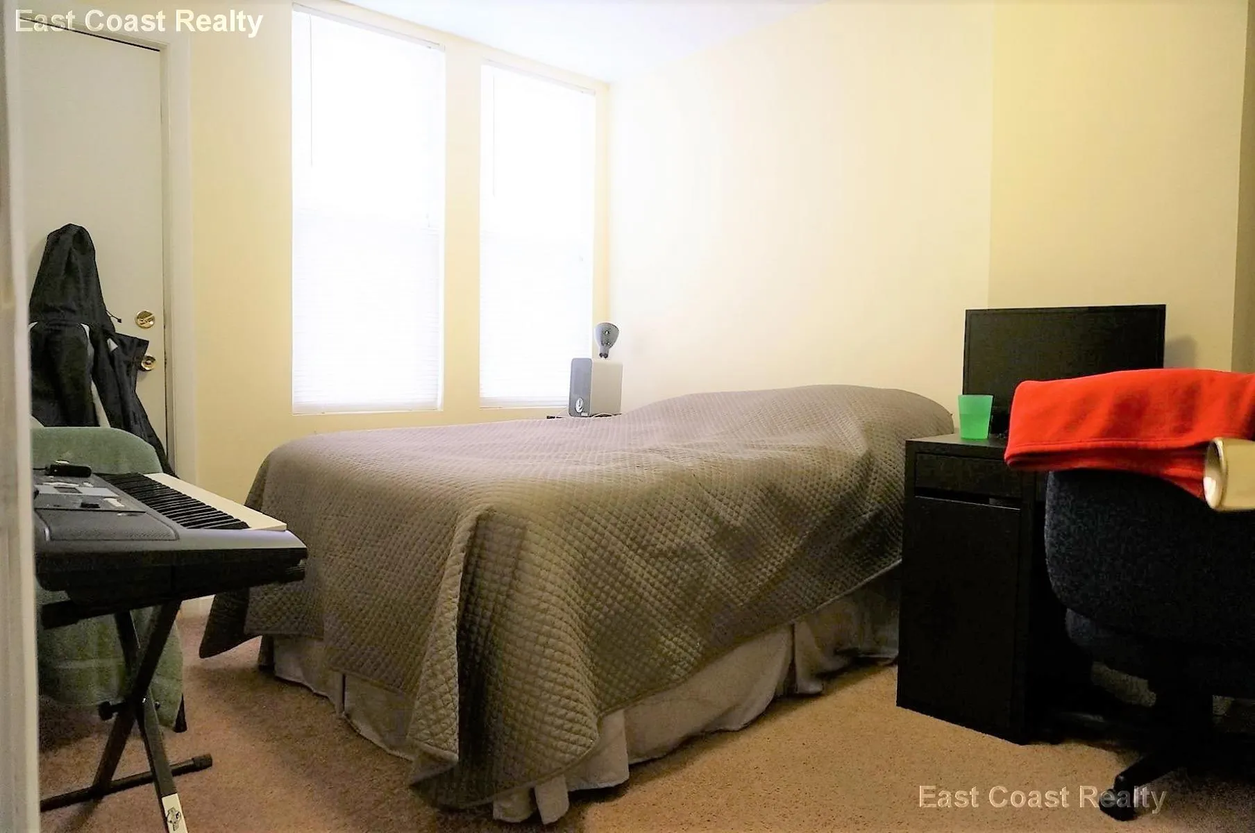 3 bed, 1 bath apartment for rent at 7 Lorraine Ter Unit 1, Brighton — photo 14 of 19