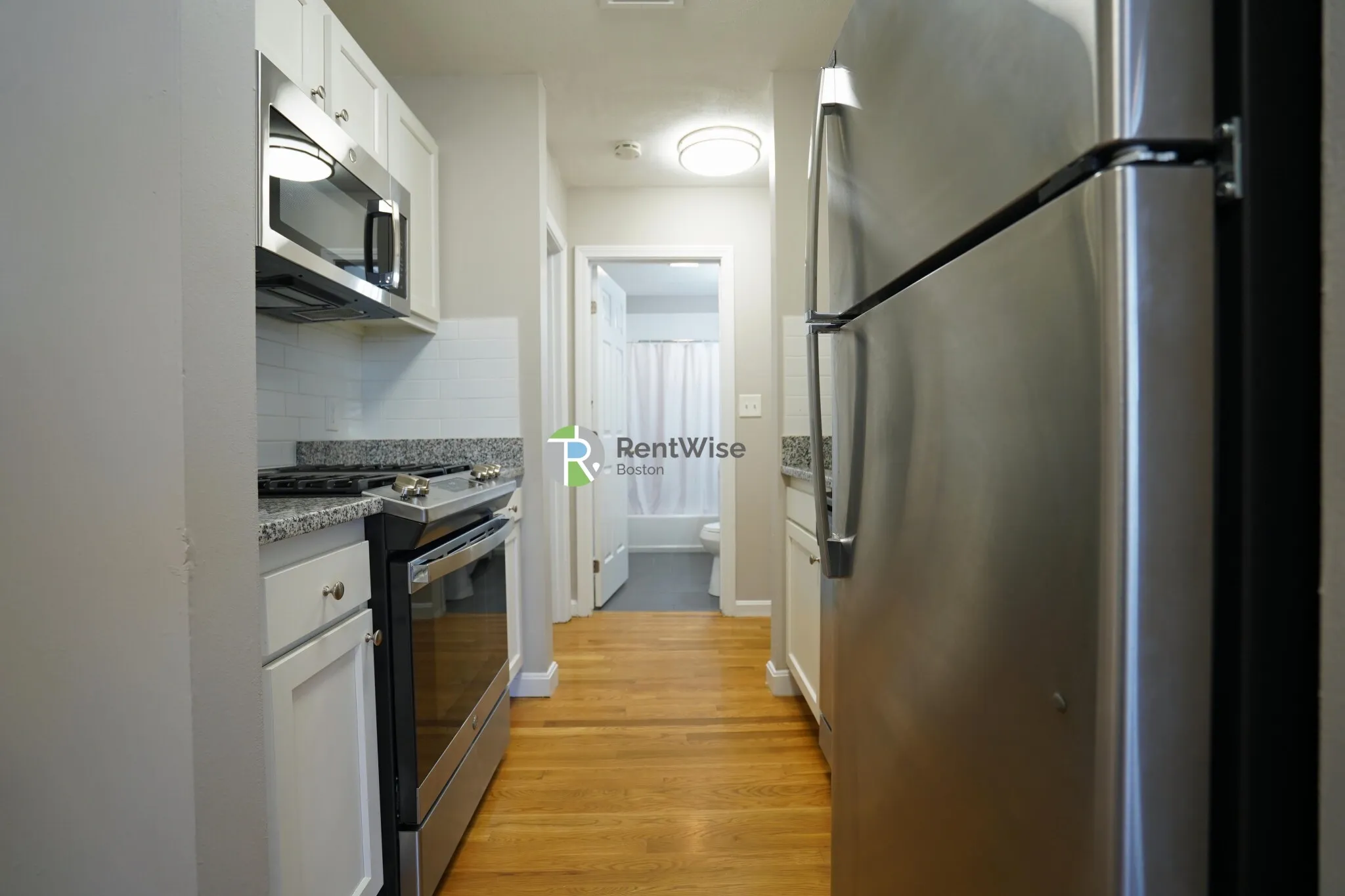 3 bed, 1 bath apartment for rent at 7 Lorraine Ter Unit 2, Brighton — photo 6 of 22