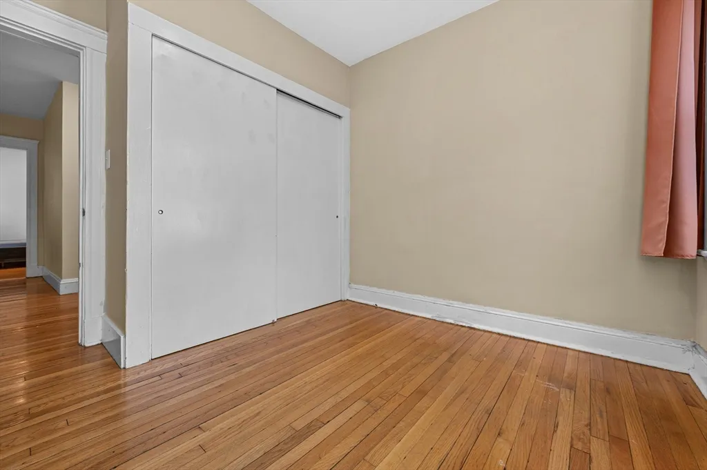2 bed, 1 bath apartment for rent at 7 Lothian Rd Unit 3, Brighton — photo 8 of 14