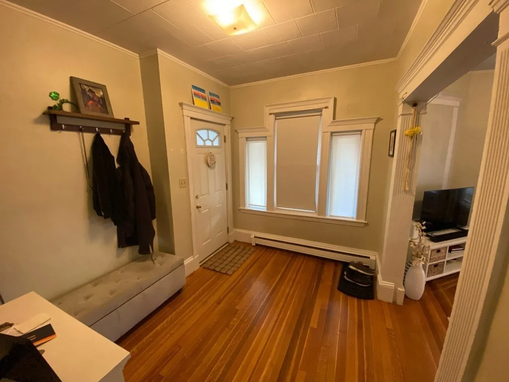 2 bed, 1 bath apartment for rent at 7 Lowden Ave Unit 1, Ball Square — photo 2 of 12
