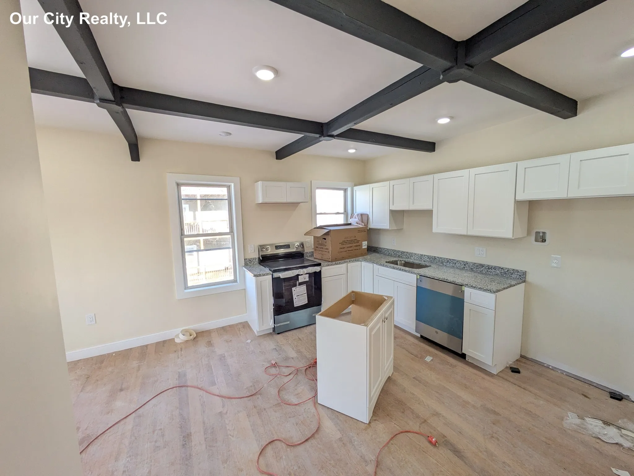 3 bed, 2 bath apartment for rent at 7 Lowell Circle Unit 3, Spring Hill — photo 2 of 21