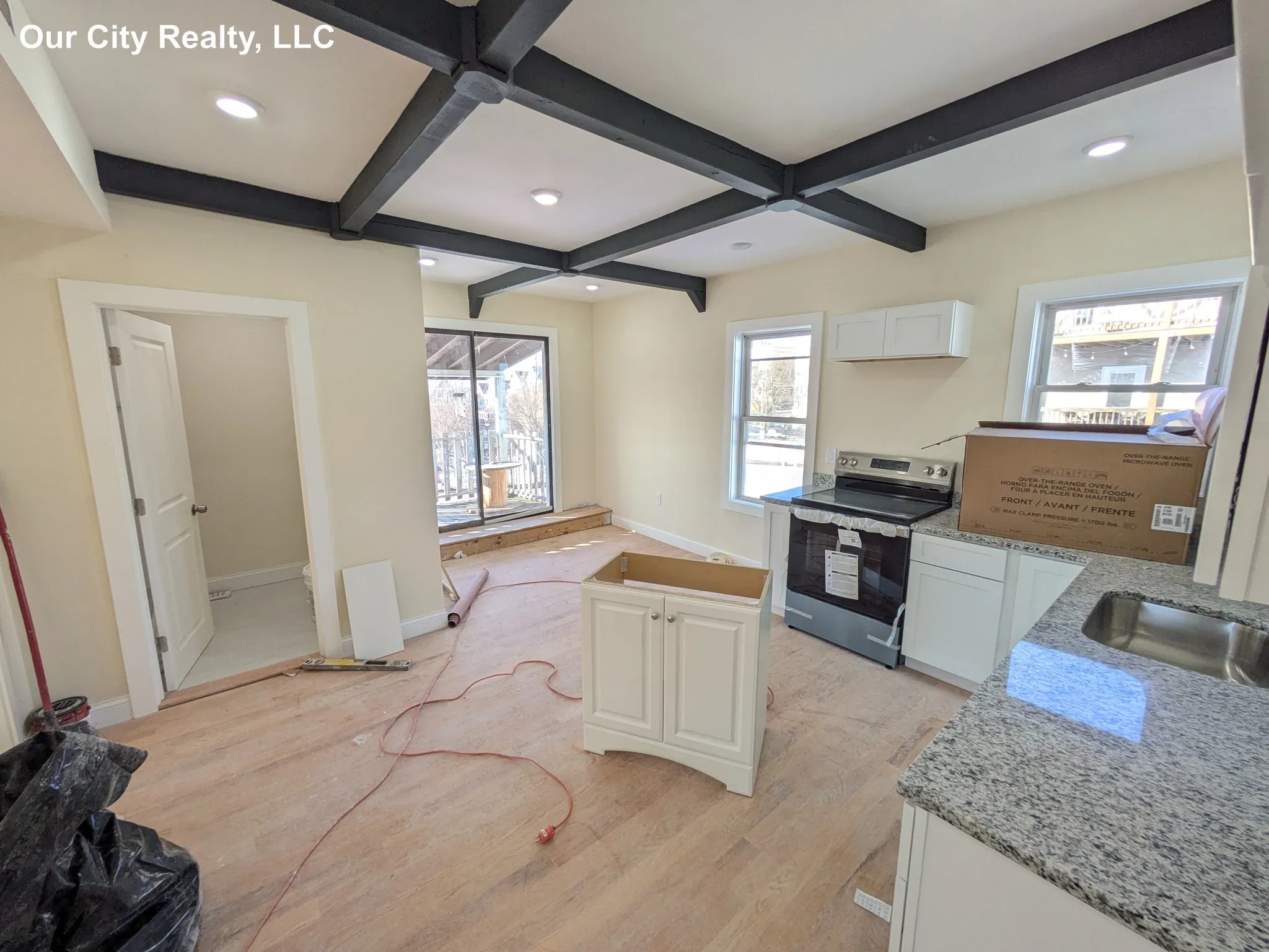 3 bed, 2 bath apartment for rent at 7 Lowell Circle Unit 3, Spring Hill — photo 1 of 21