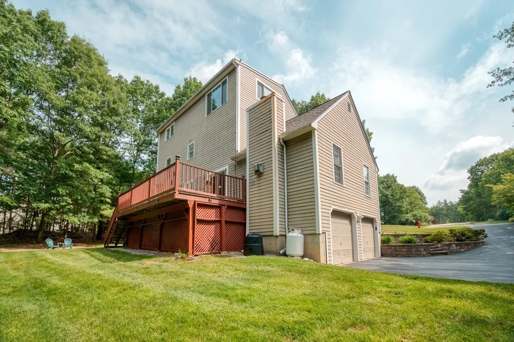 4 bed, 2 bath apartment for rent at 7 Magnolia Dr, Ayer — photo 38 of 42