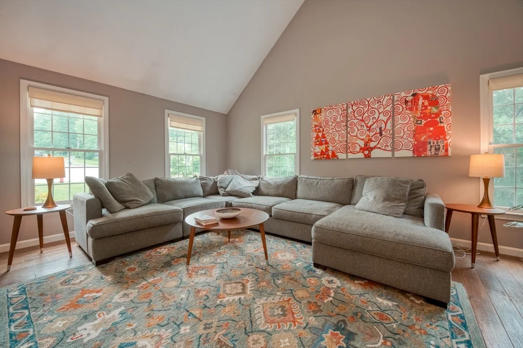4 bed, 2 bath apartment for rent at 7 Magnolia Dr, Ayer — photo 13 of 42