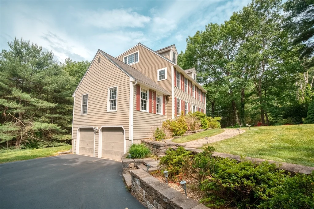 4 bed, 2 bath apartment for rent at 7 Magnolia Dr, Ayer — photo 36 of 42