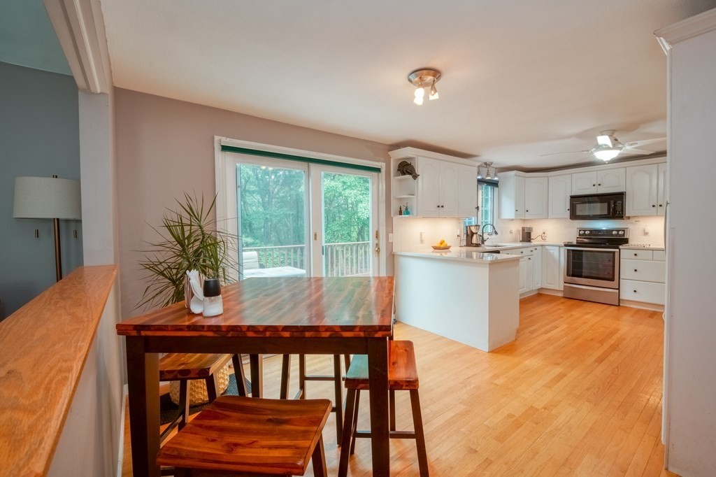 4 bed, 2 bath apartment for rent at 7 Magnolia Dr, Ayer — photo 11 of 42