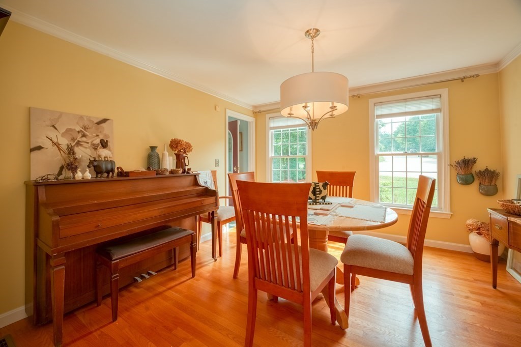 4 bed, 2 bath apartment for rent at 7 Magnolia Dr, Ayer — photo 19 of 42