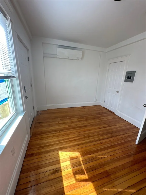 Studio bed, 1 bath apartment for rent at 7 Main St Unit 10, Foxboro — photo 5 of 7