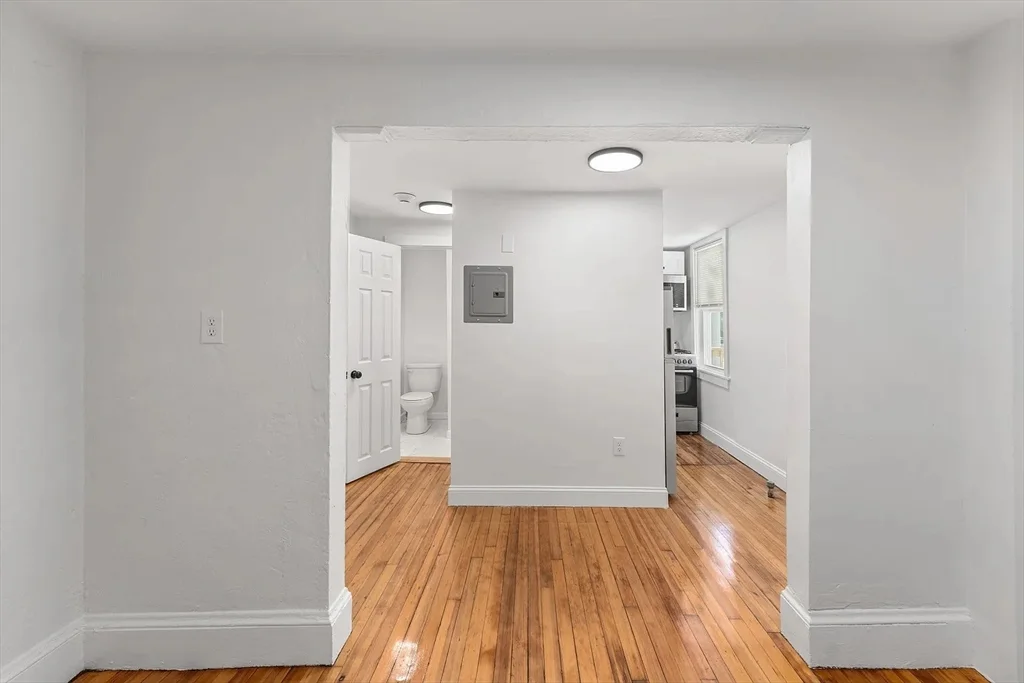 1 bed, 1 bath apartment for rent at 7 Main St Unit 12, Foxboro — photo 9 of 10