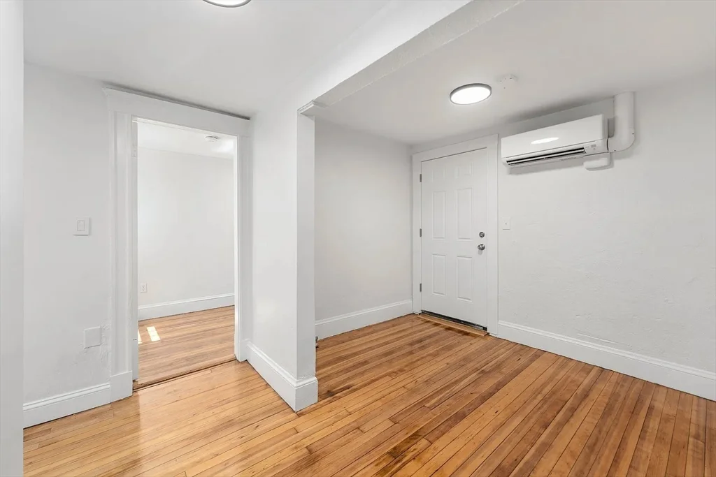 1 bed, 1 bath apartment for rent at 7 Main St Unit 12, Foxboro — photo 2 of 10