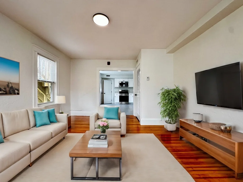 1 bed, 1 bath apartment for rent at 7 Main St Unit 5, Foxboro