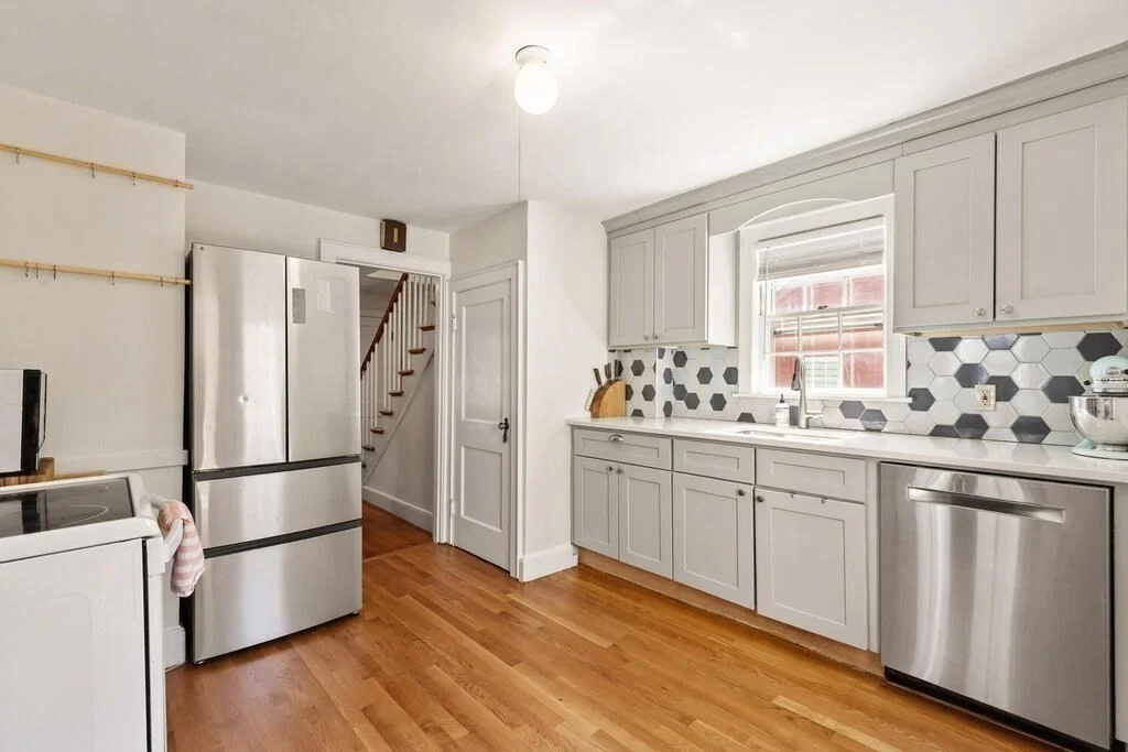 3 bed, 1 bath apartment for rent at 7 Marrigan St Unit 1, East Arlington — photo 7 of 27
