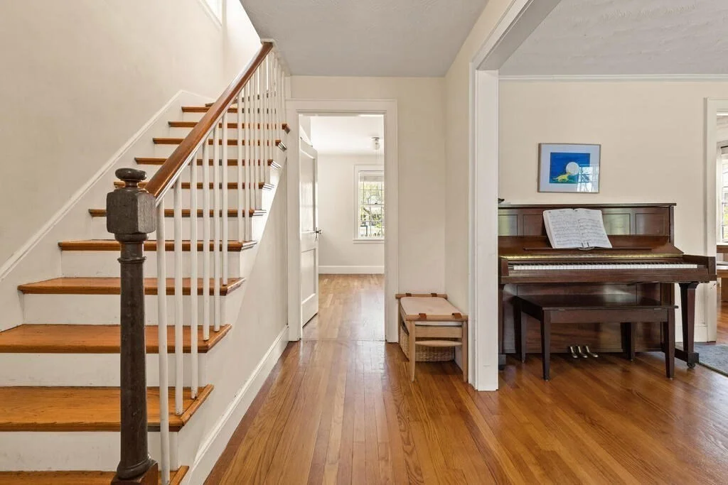 3 bed, 1 bath apartment for rent at 7 Marrigan St Unit 1, East Arlington — photo 3 of 27