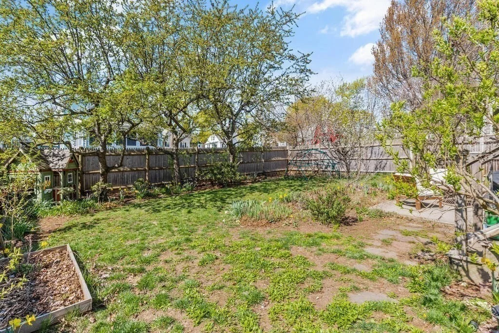 3 bed, 1 bath apartment for rent at 7 Marrigan St Unit 1, East Arlington — photo 25 of 27
