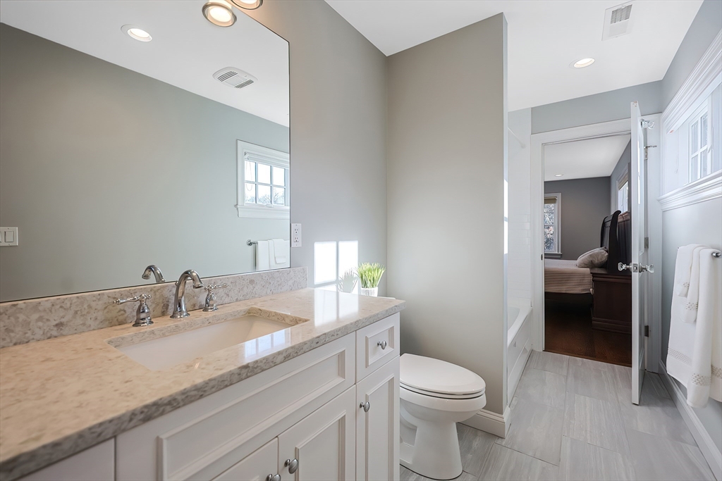 5 bed, 4+ bath apartment for rent at 7 Marshall Rd, Wellesley — photo 32 of 42