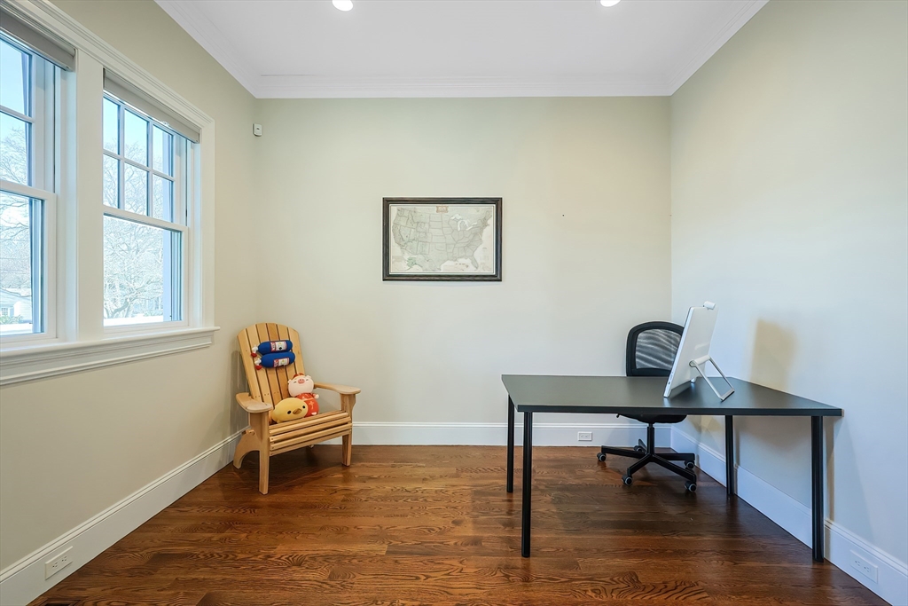 5 bed, 4+ bath apartment for rent at 7 Marshall Rd, Wellesley — photo 16 of 42