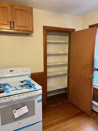 2 bed, 1 bath apartment for rent at 7 May Unit 2, Salem — photo 7 of 11