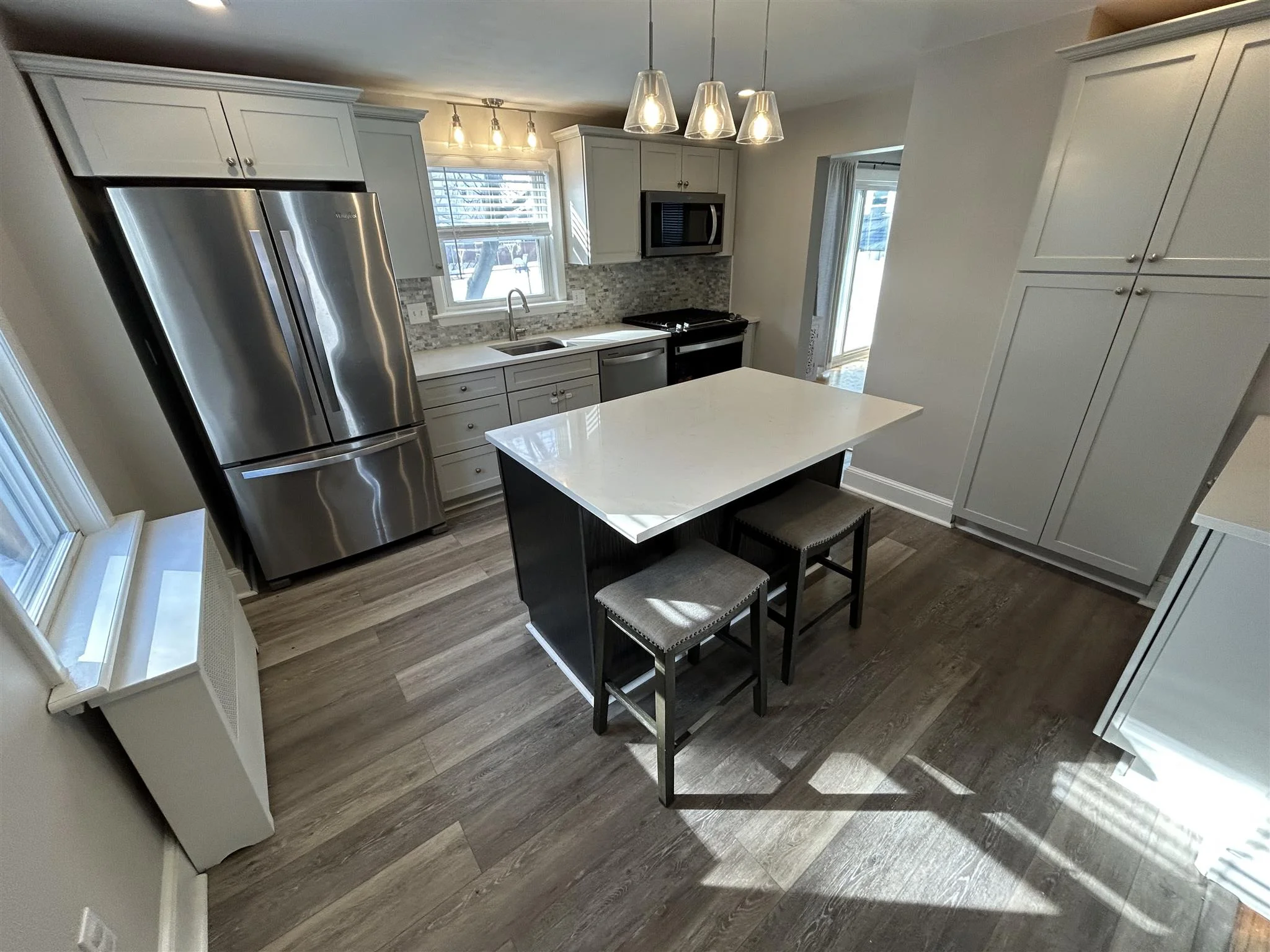 3 bed, 1 bath apartment for rent at 7 Maynard St Unit 7, Medford