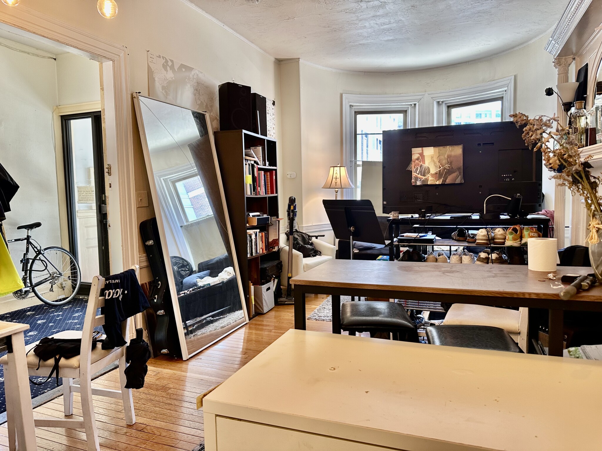 2 bed, 1 bath apartment for rent at 7 Miner St Unit 1A, Fenway — photo 13 of 21