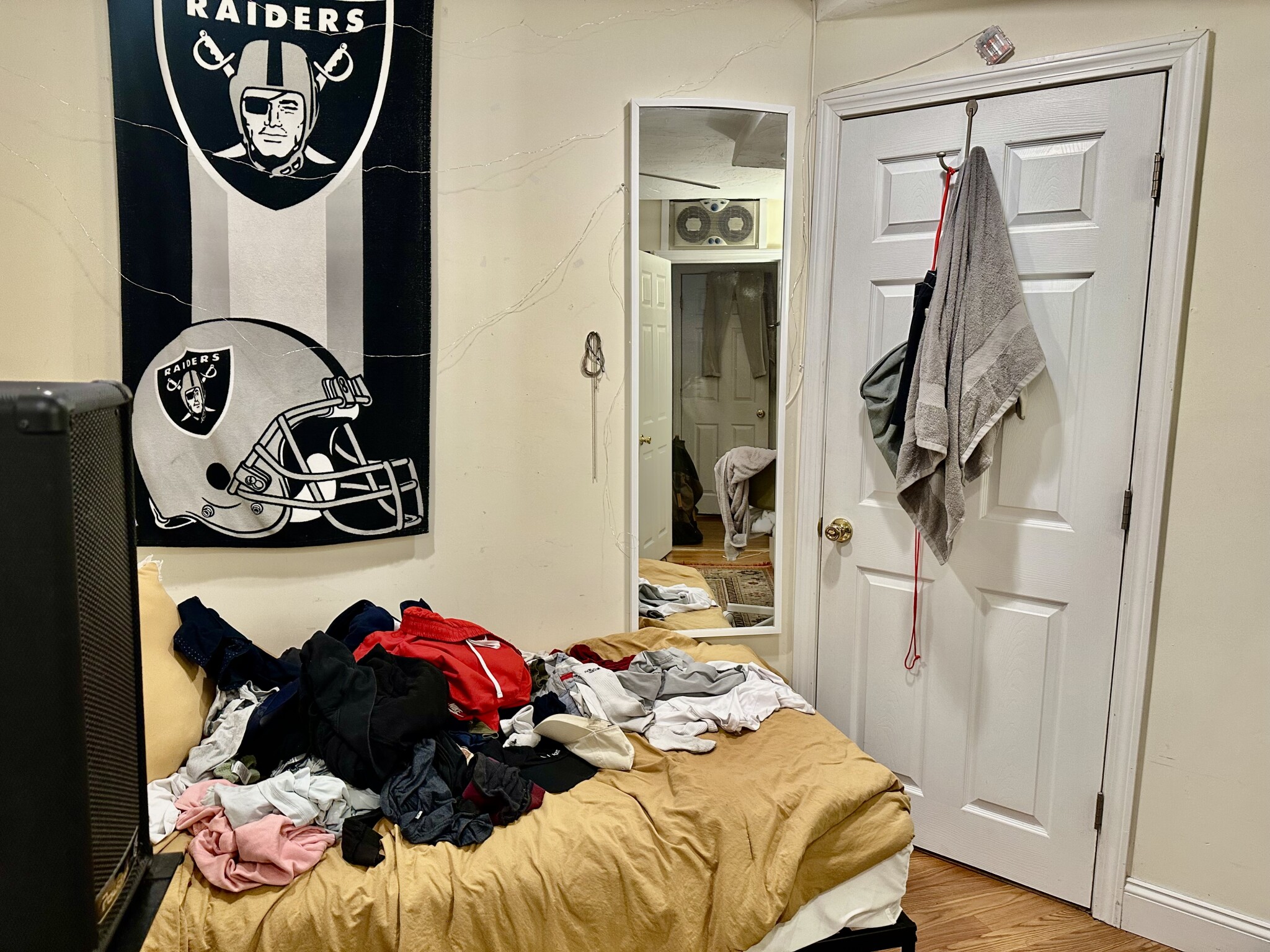 2 bed, 1 bath apartment for rent at 7 Miner St Unit 1A, Fenway — photo 5 of 21