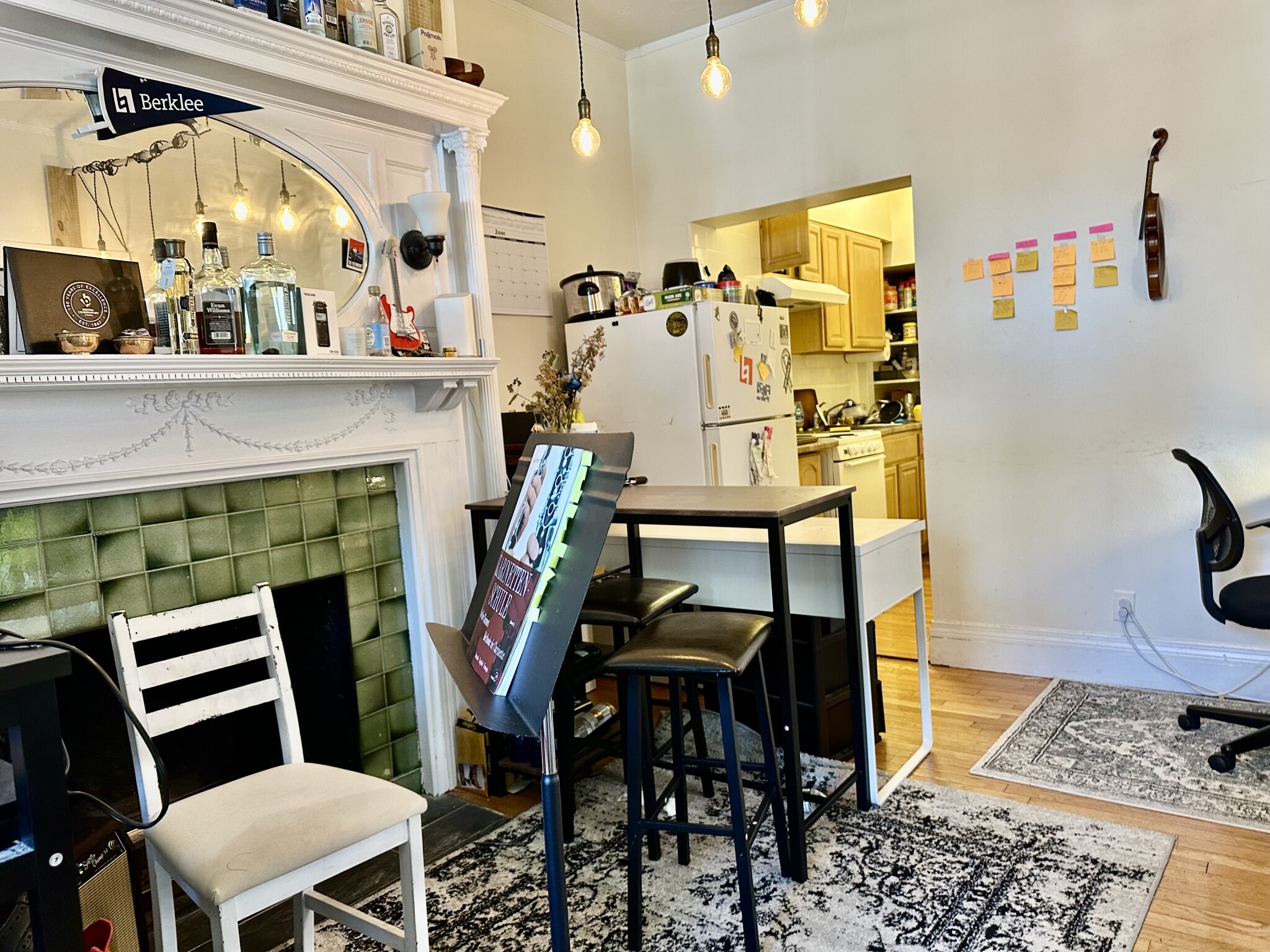 2 bed, 1 bath apartment for rent at 7 Miner St Unit 1A, Fenway — photo 2 of 21