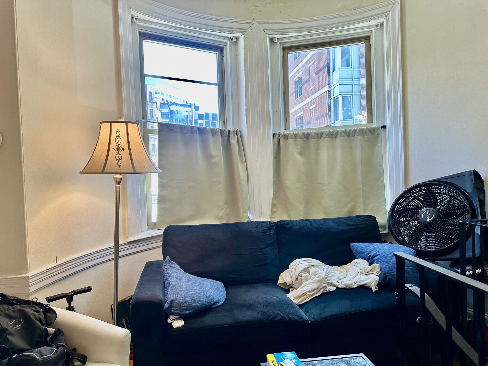 2 bed, 1 bath apartment for rent at 7 Miner St Unit 1A, Fenway — photo 3 of 21