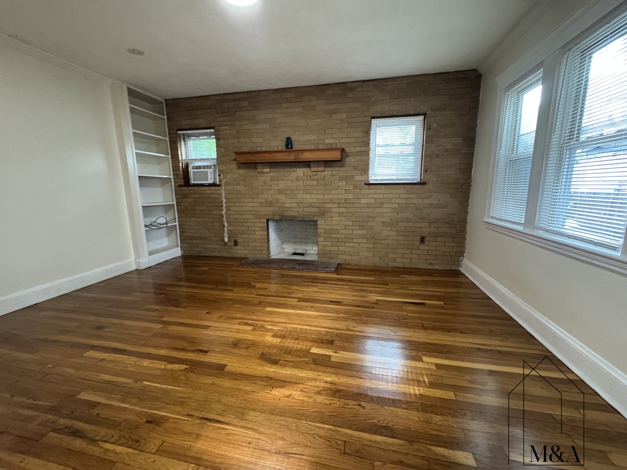 3 bed, 2 bath apartment for rent at 7 Monastery Rd Unit 1, Brighton — photo 4 of 11