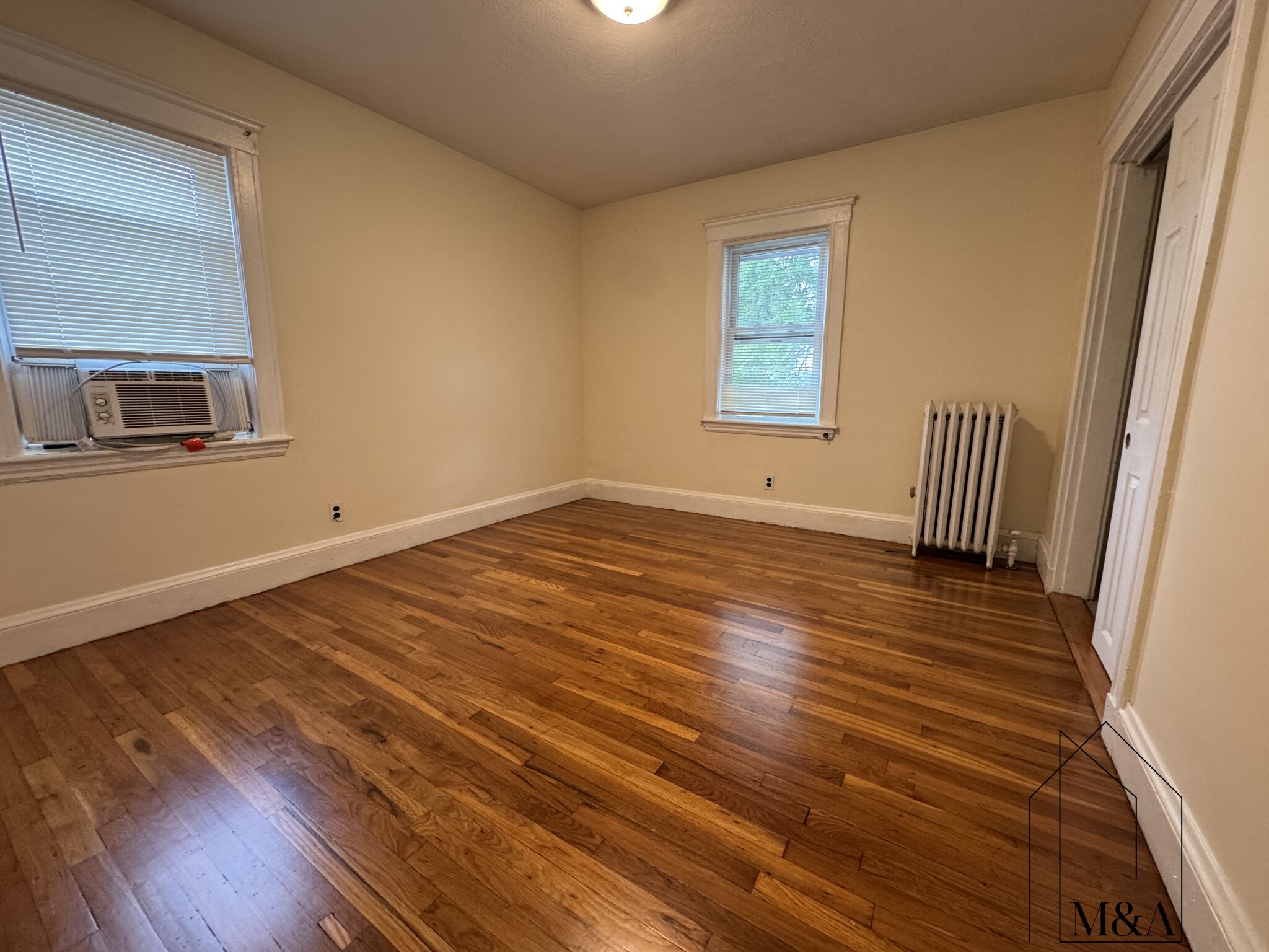 3 bed, 2 bath apartment for rent at 7 Monastery Rd Unit 1, Brighton — photo 9 of 11