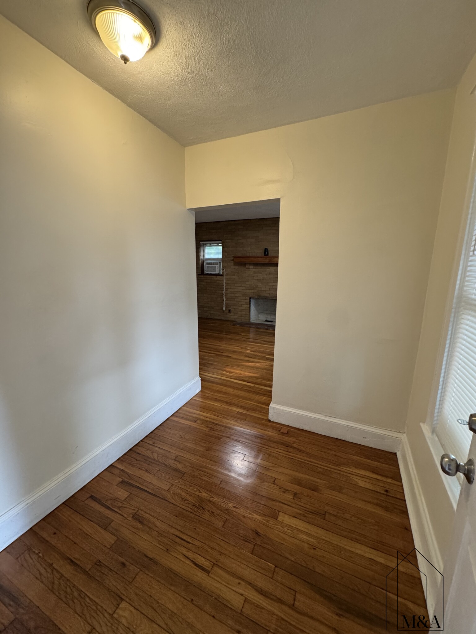 3 bed, 2 bath apartment for rent at 7 Monastery Rd Unit 1, Brighton — photo 3 of 11