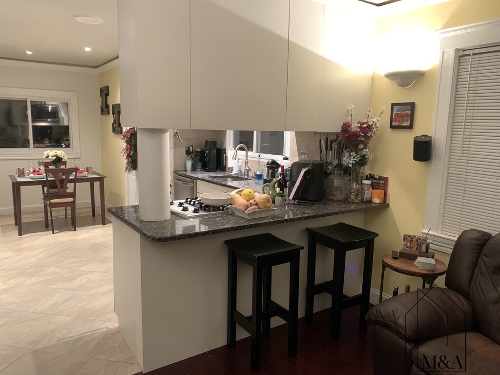 3 bed, 2 bath apartment for rent at 7 Monastery Rd Unit 3, Brighton — photo 3 of 14