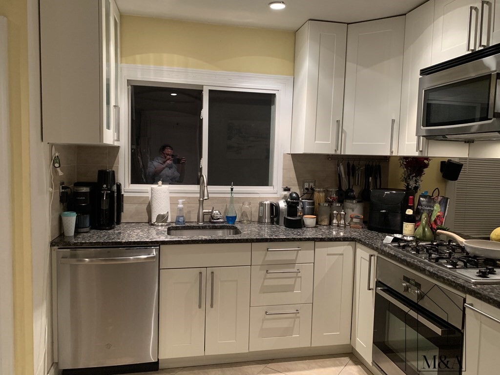 3 bed, 2 bath apartment for rent at 7 Monastery Rd Unit 3, Brighton — photo 1 of 14