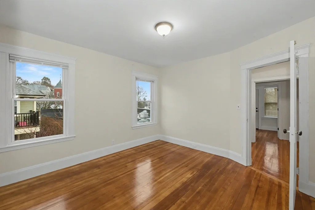 4 bed, 2 bath apartment for rent at 7 Moraine St Unit 2, Jamaica Plain — photo 21 of 29