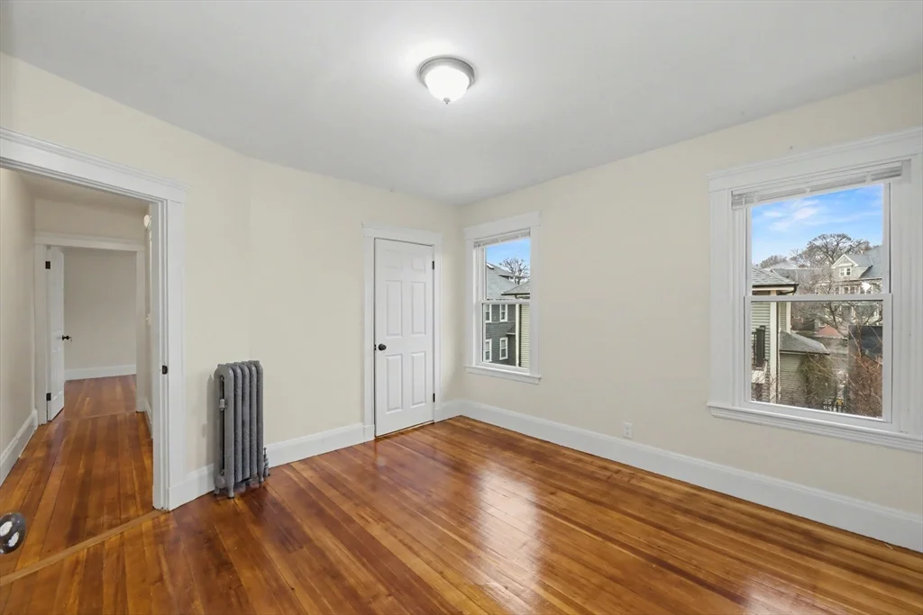 4 bed, 2 bath apartment for rent at 7 Moraine St Unit 2, Jamaica Plain — photo 19 of 29