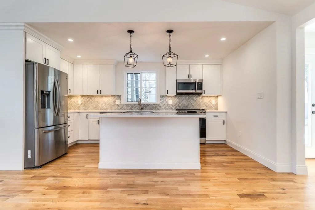 3 bed, 2 bath apartment for rent at 7 Moseley Ave, Newburyport — photo 7 of 19