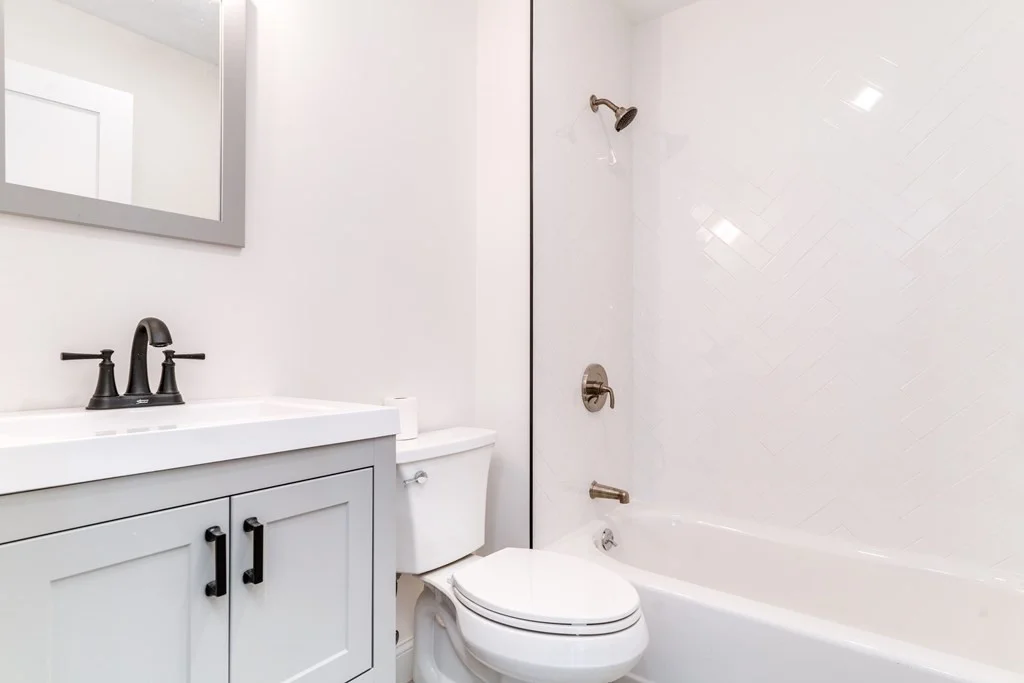 3 bed, 2 bath apartment for rent at 7 Moseley Ave, Newburyport — photo 14 of 19