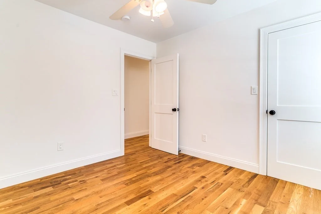 3 bed, 2 bath apartment for rent at 7 Moseley Ave, Newburyport — photo 11 of 19