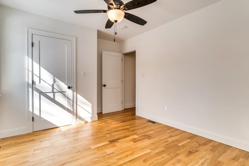 3 bed, 2 bath apartment for rent at 7 Moseley Ave, Newburyport — photo 5 of 19