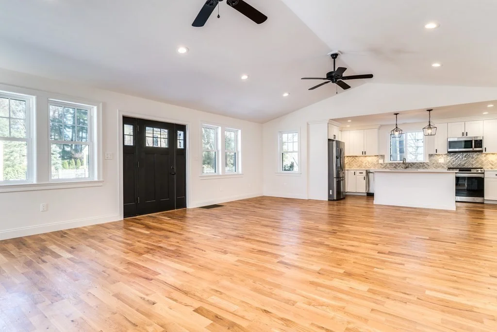 3 bed, 2 bath apartment for rent at 7 Moseley Ave, Newburyport — photo 8 of 19