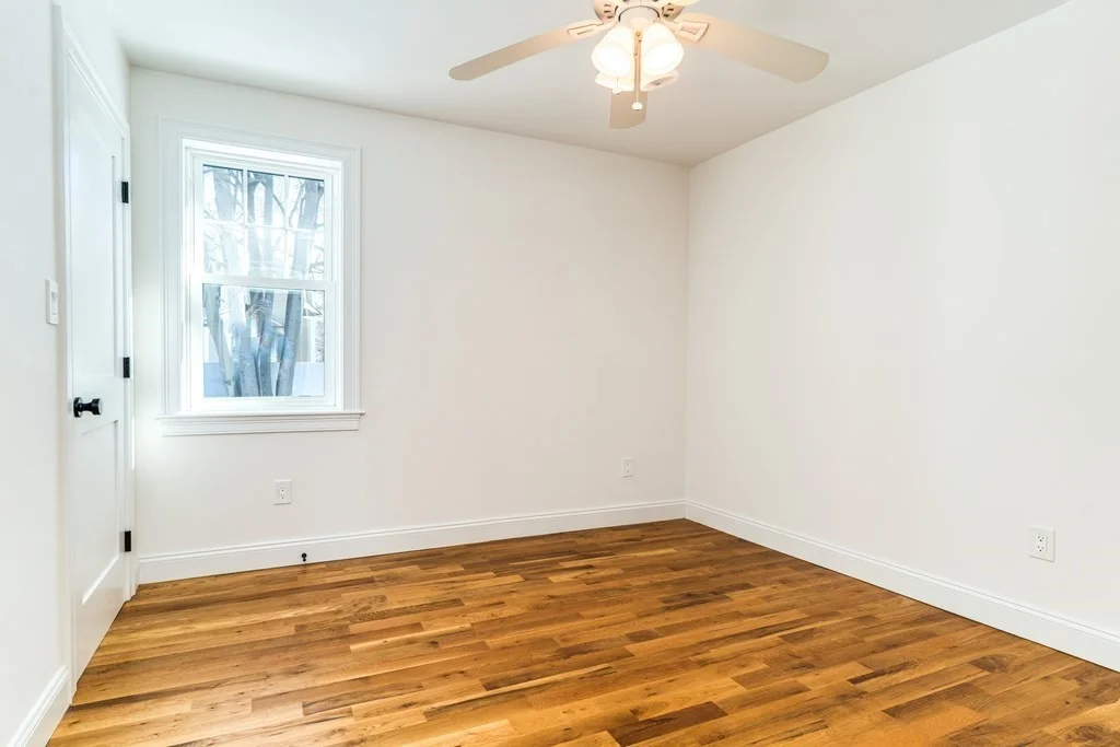 3 bed, 2 bath apartment for rent at 7 Moseley Ave, Newburyport — photo 12 of 19