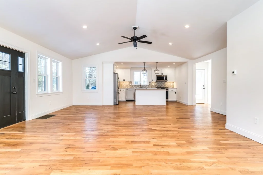 3 bed, 2 bath apartment for rent at 7 Moseley Ave, Newburyport — photo 17 of 19