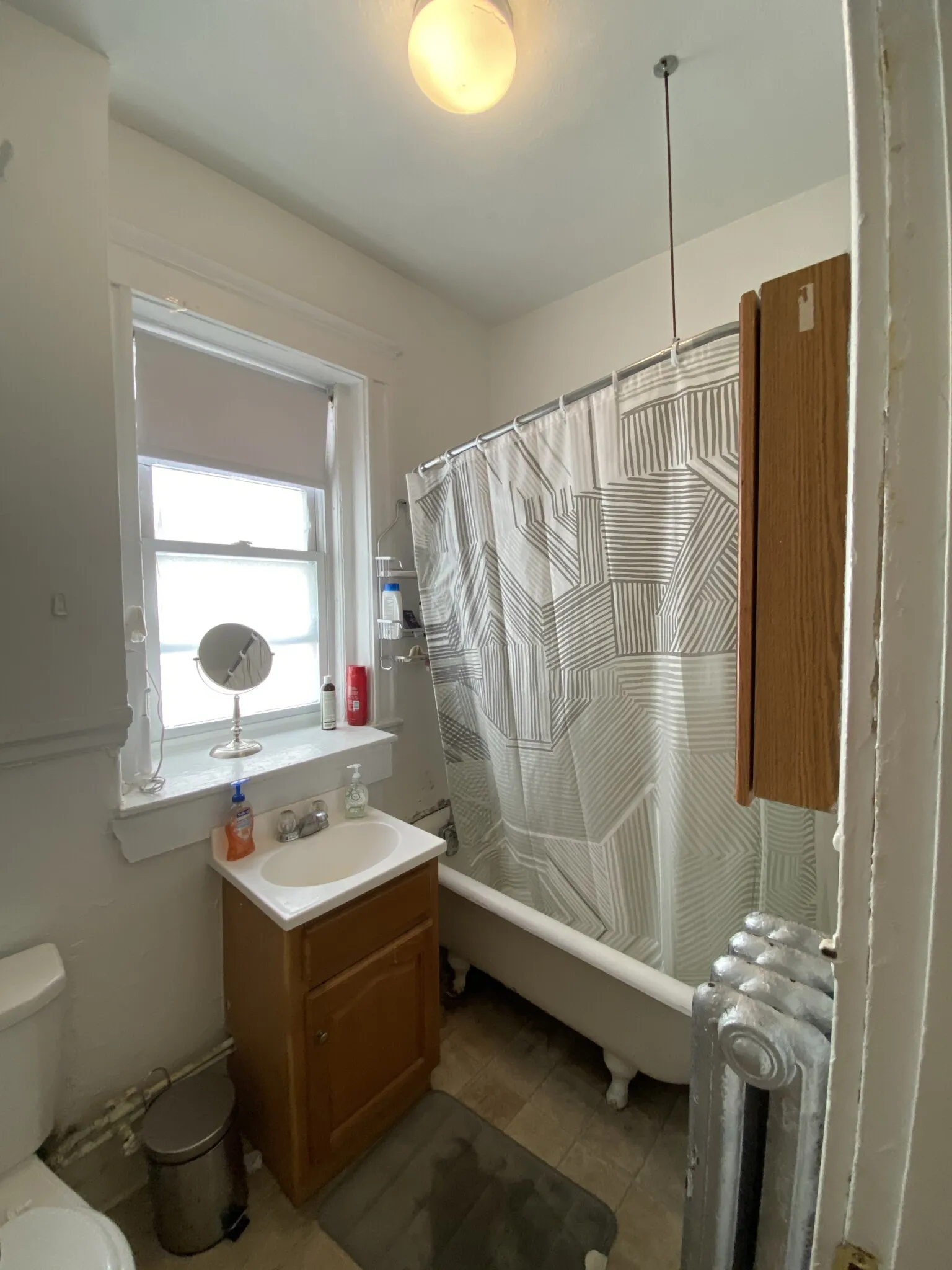 3 bed, 1 bath apartment for rent at 7 Mount Hood Rd Unit 6A, Brighton — photo 6 of 6