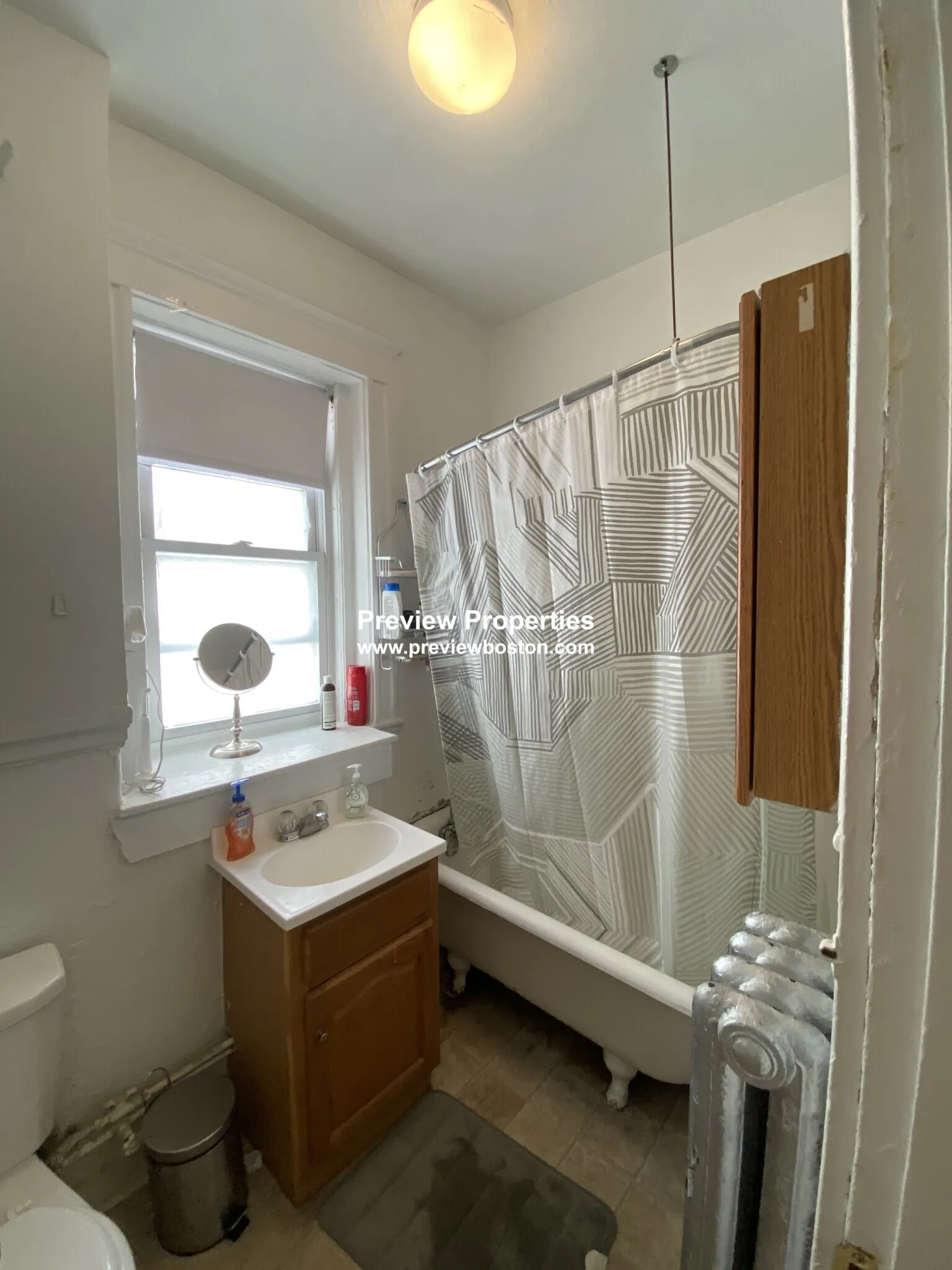 3 bed, 1 bath apartment for rent at 7 Mount Hood Rd Unit 6P, Brighton — photo 11 of 12