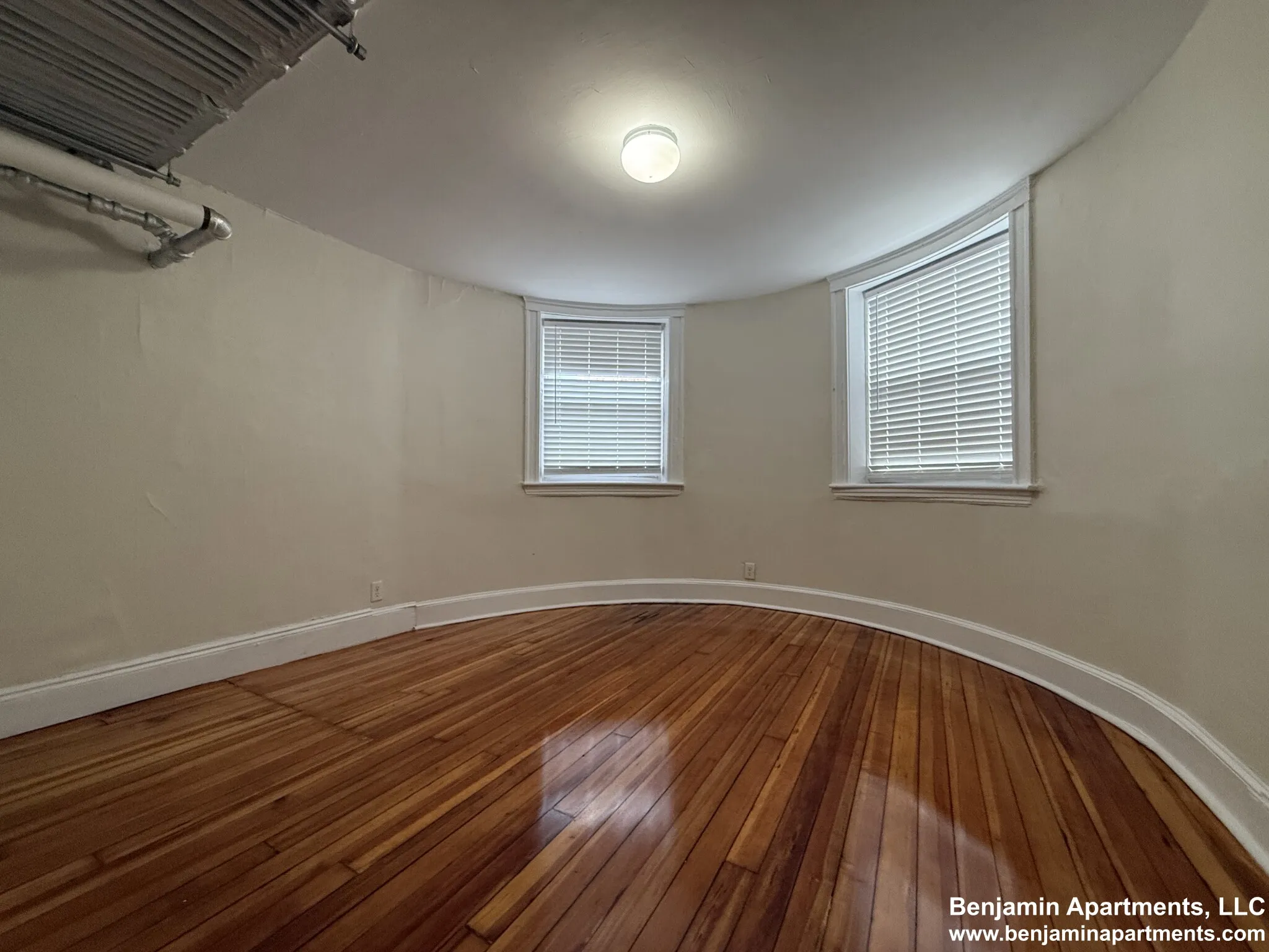 3 bed, 1 bath apartment for rent at 7 Mount Hood Rd Unit 7B, Brighton — photo 11 of 16