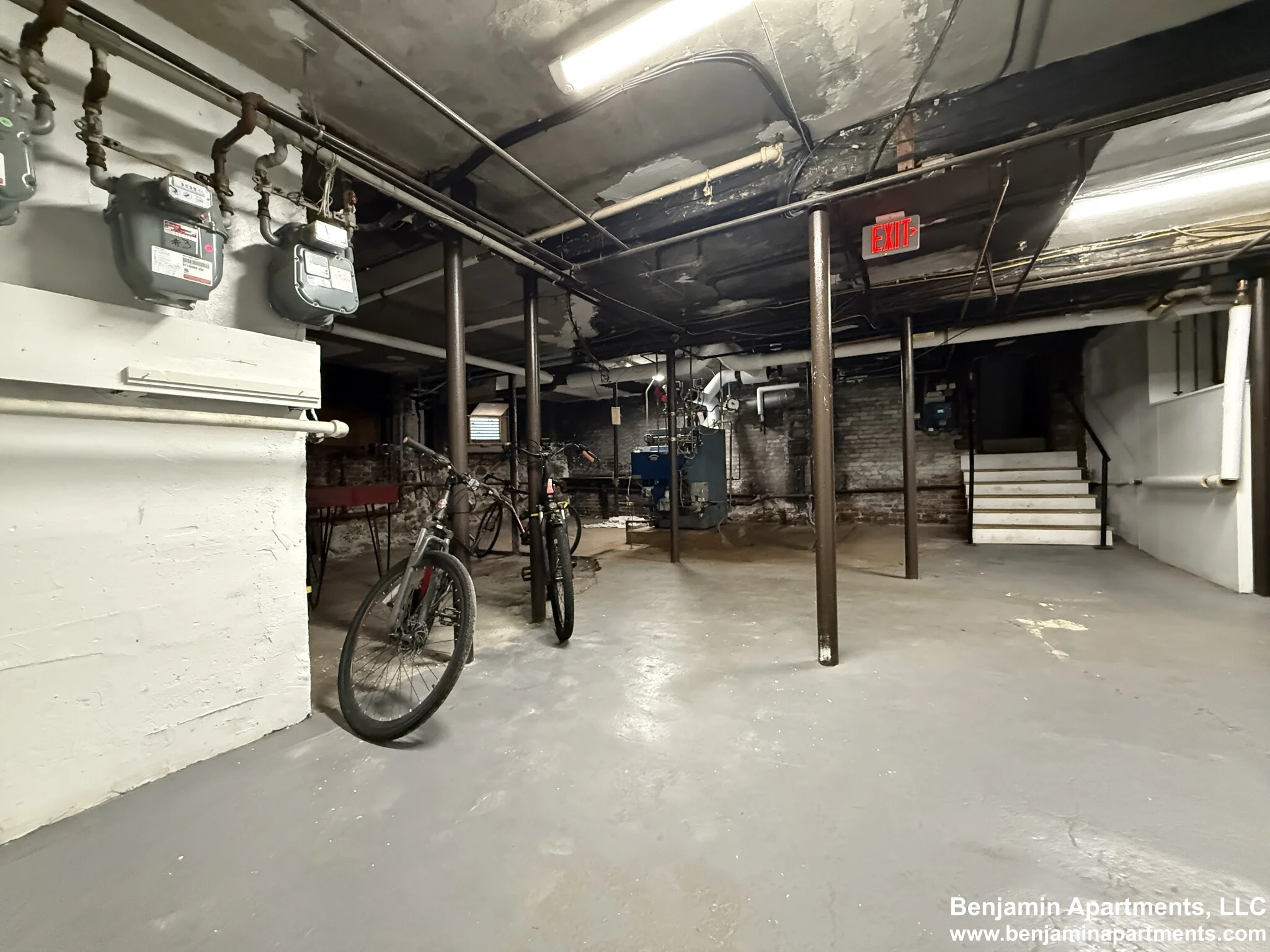 3 bed, 1 bath apartment for rent at 7 Mount Hood Rd Unit 7B, Brighton — photo 15 of 16