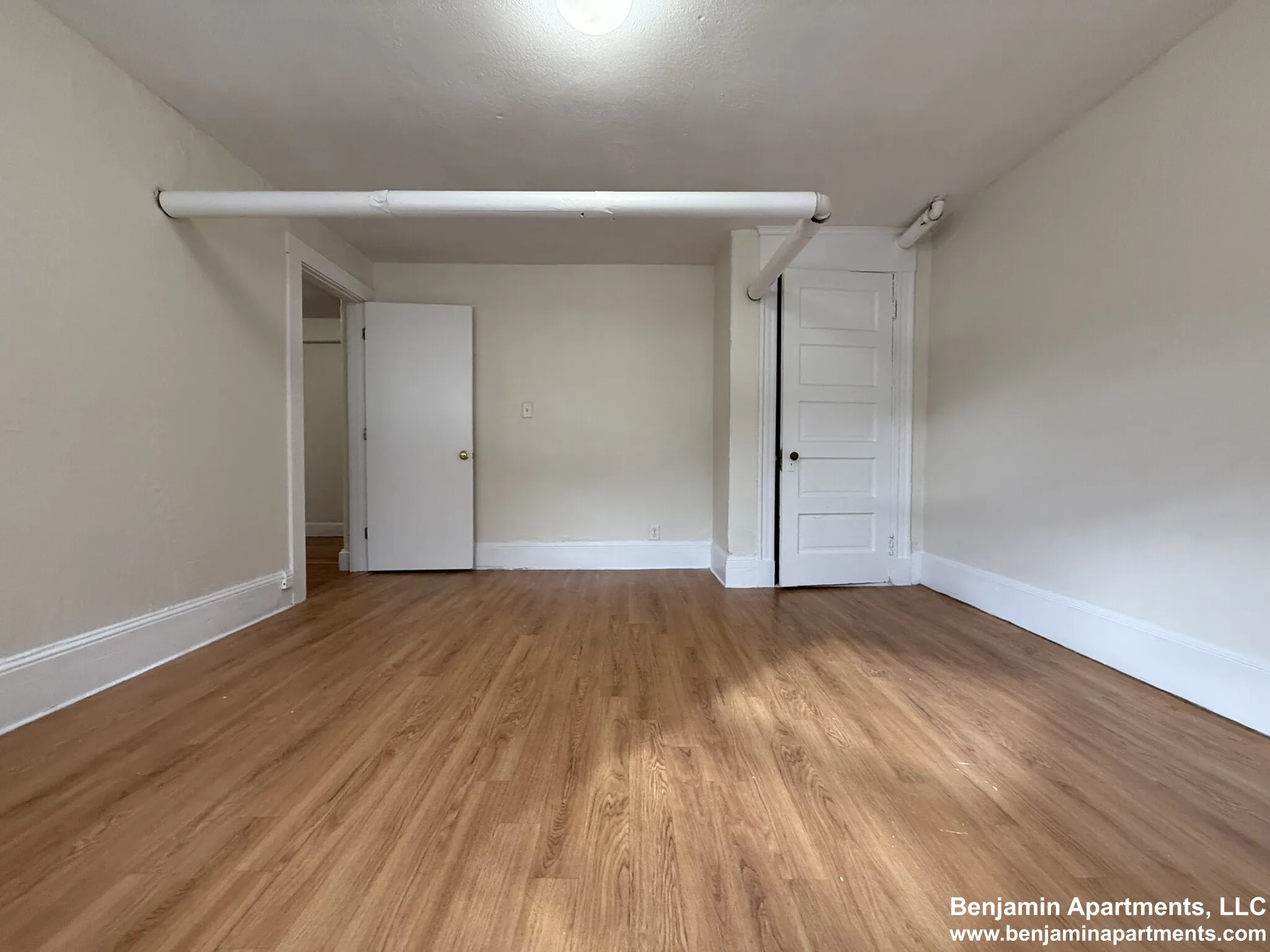 3 bed, 1 bath apartment for rent at 7 Mount Hood Rd Unit 7B, Brighton — photo 9 of 16