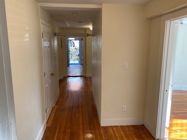 3 bed, 1 bath apartment for rent at 7 Mount Hood Rd Unit Apt B, Brighton — photo 15 of 18
