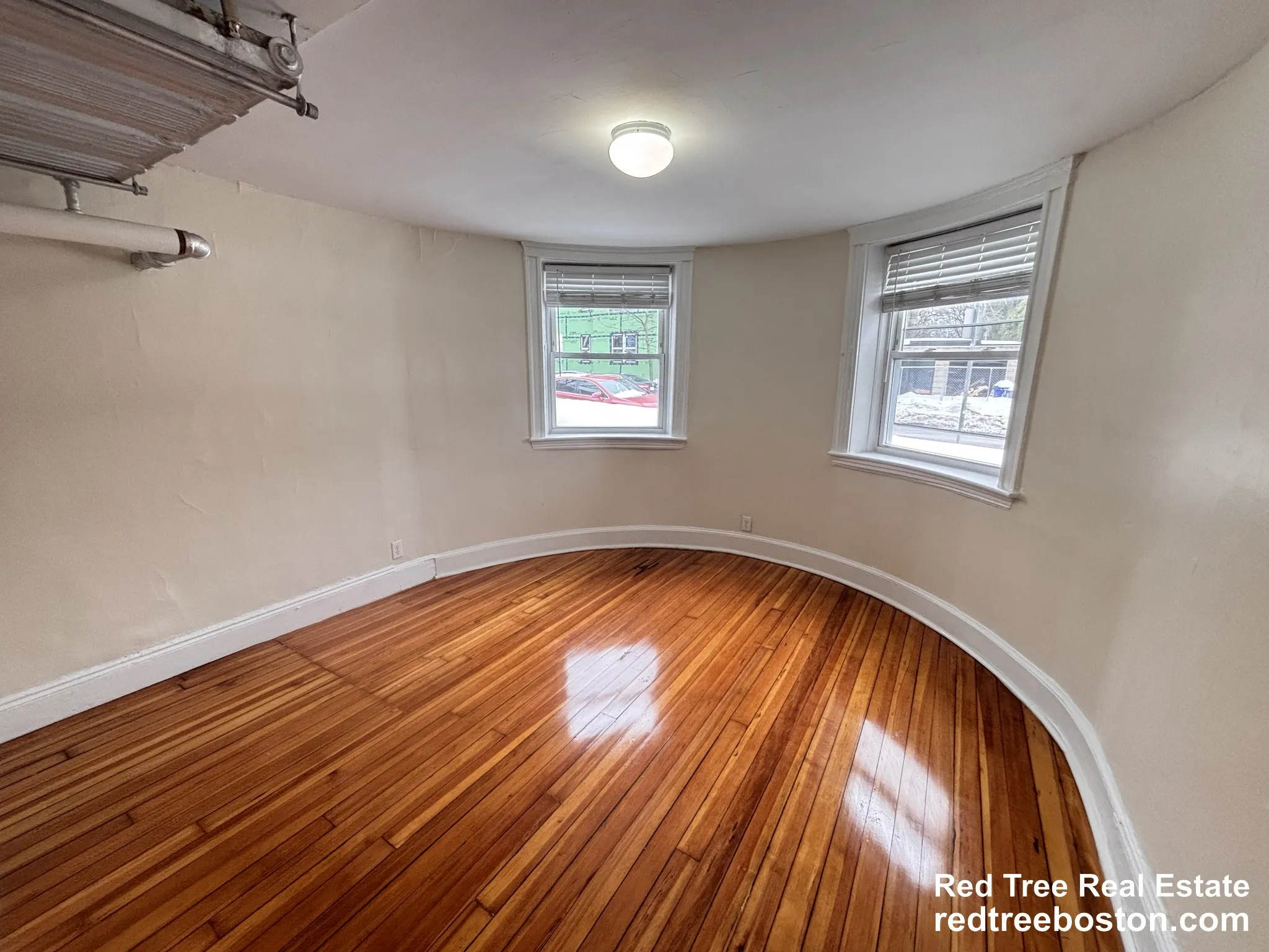 3 bed, 1 bath apartment for rent at 7 Mount Hood Rd Unit B, Brighton — photo 8 of 17