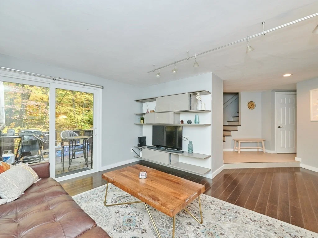 2 bed, 2 bath apartment for rent at 7 Mountain Gate Rd Unit 7, Ashland — photo 7 of 15