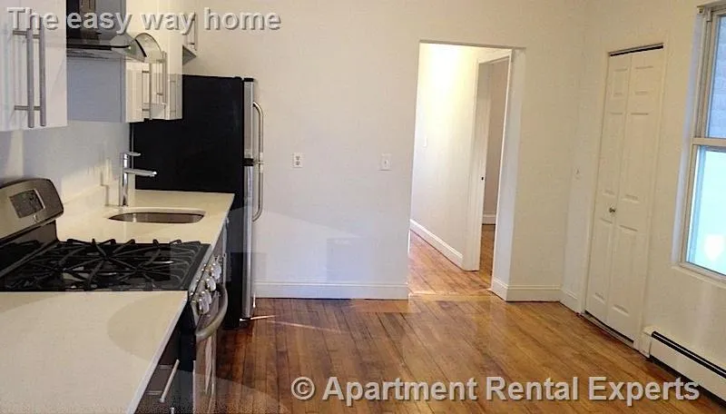 2 bed, 1 bath apartment for rent at 7 Munroe St Unit 1, Union Square — photo 3 of 6